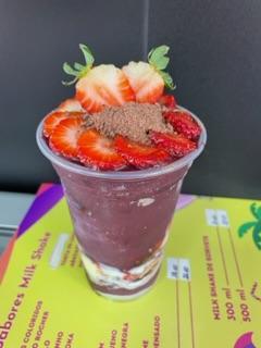 Rainha do Açaí Imbituva 07 Tradicional dê ovomaltine Meu catálogo